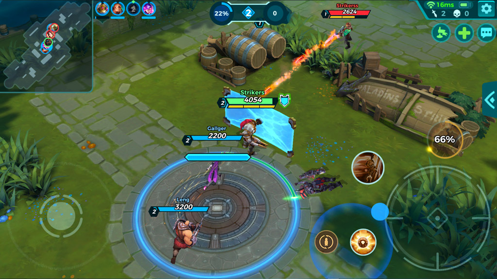 Paladins Strike
